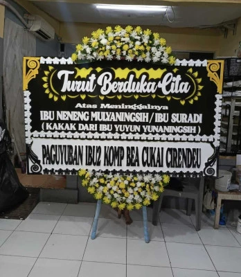 Papan Bunga di Warunggunung